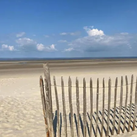 Near And Pool In Quend-plage, Cleaning Included Chalet